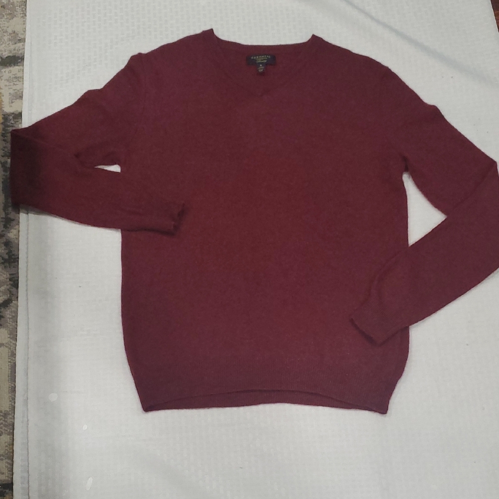 Club Room Cashmere V-Neck  Sweater in Deep Burgundy